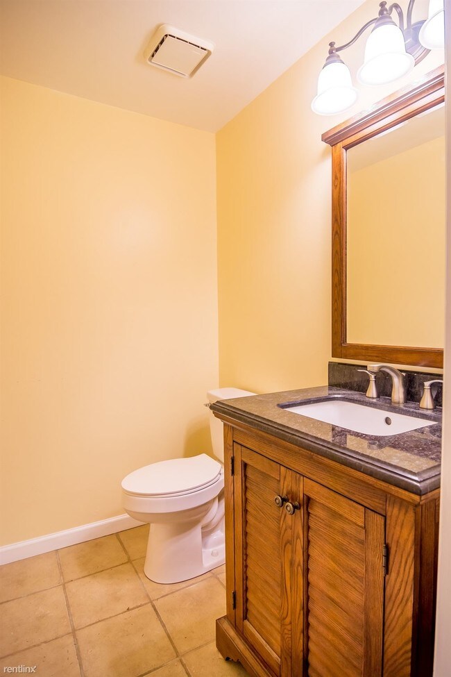Building Photo - 910 Sewickley Heights Dr