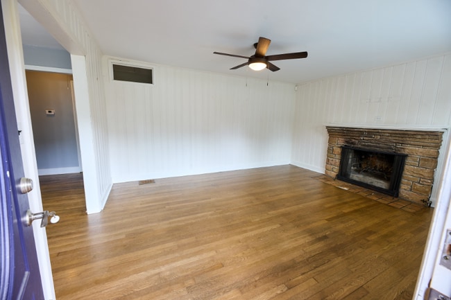 Building Photo - 4809 Lavista Rd
