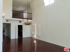 Building Photo - 10620 Eastborne Ave