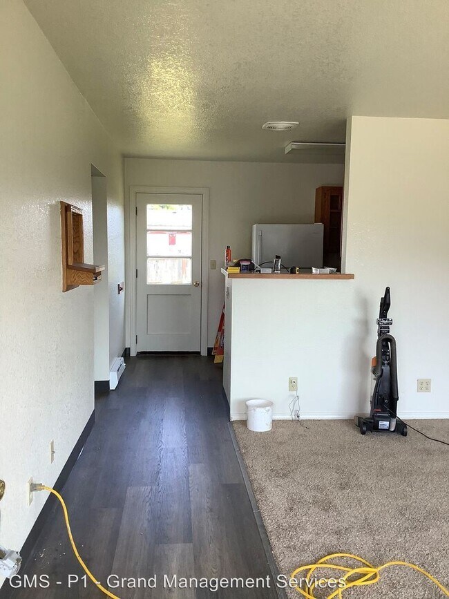 1777 Garfield St, North Bend, OR 97459 Room for Rent in North Bend