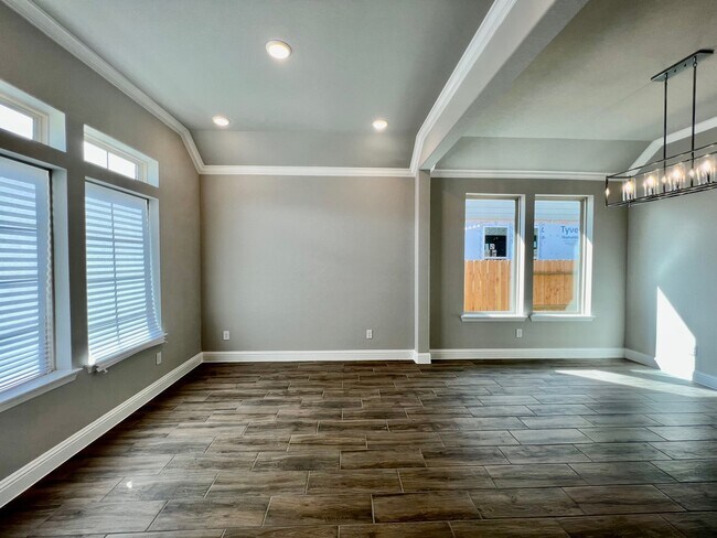 Foto del edificio - 9503 Crescent Mill Dr