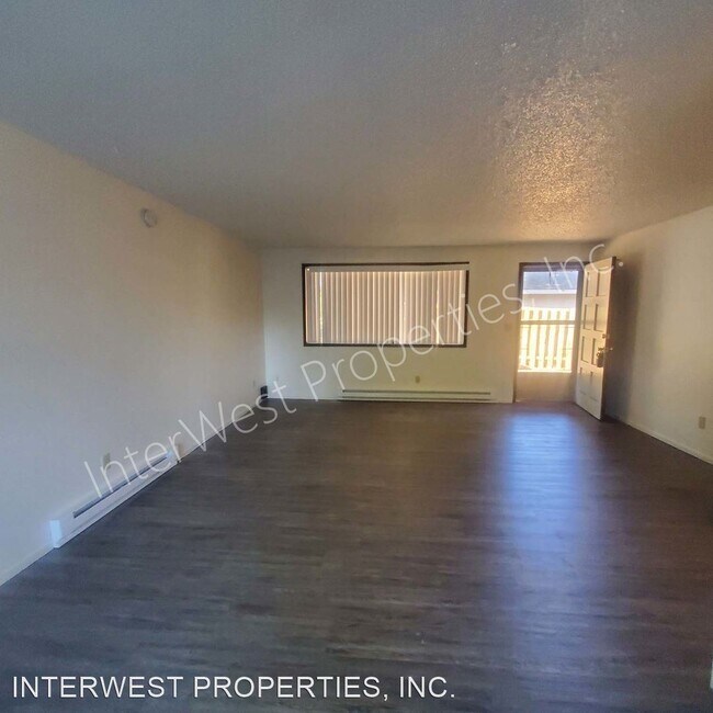 Foto del edificio - 3 br, 1 bath House - 5022 SE LONG