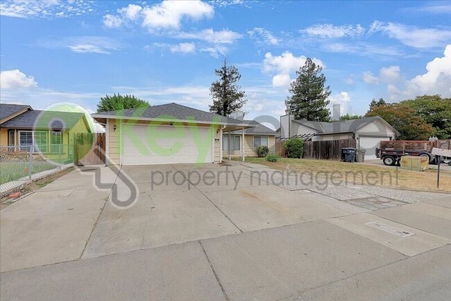 Building Photo - 10 Dempster Ct