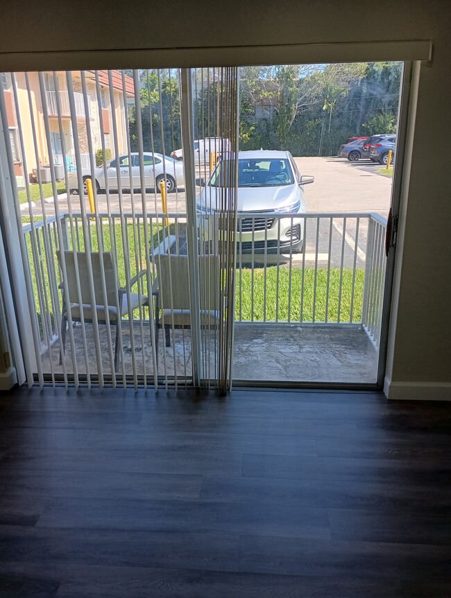 Foto del edificio - 5425 SW 77th Ct