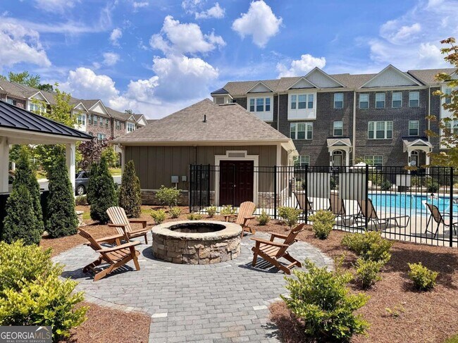 Foto del edificio - 1417 Halstead Pl