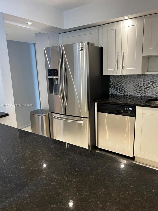 Building Photo - 501 Three Islands Boulevard