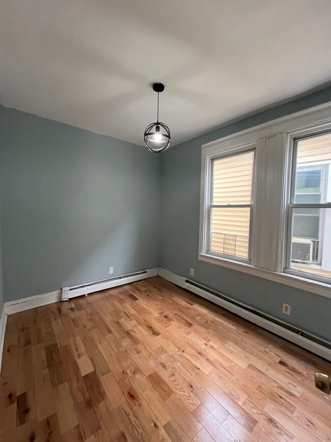 Building Photo - 183 Wegman Pky