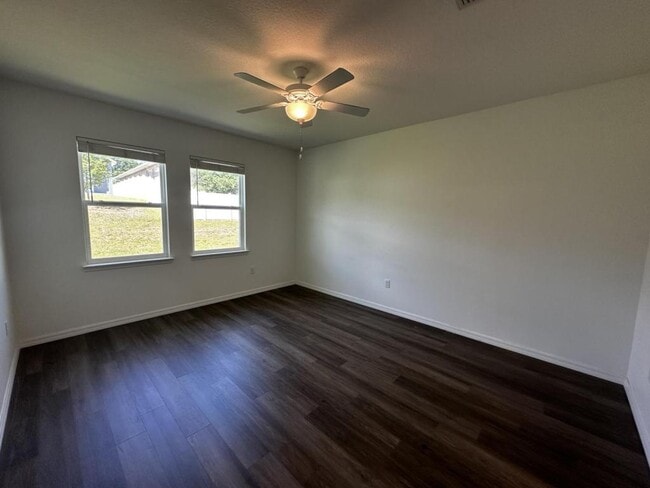 Building Photo - 1169 Stratton Ave