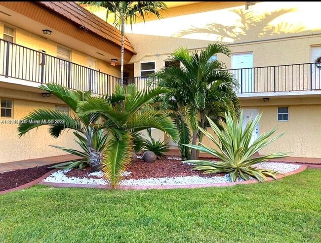 Building Photo - 8600 SW 109th Ave