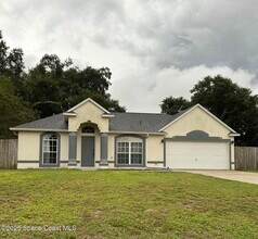 Building Photo - 6323 Brack St