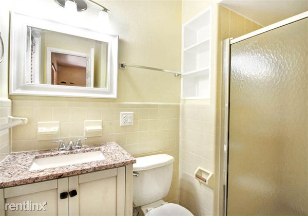 Primary Photo - 3861 NW 6th Ct