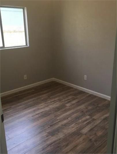Foto del edificio - 4615 Quicksilver Blvd
