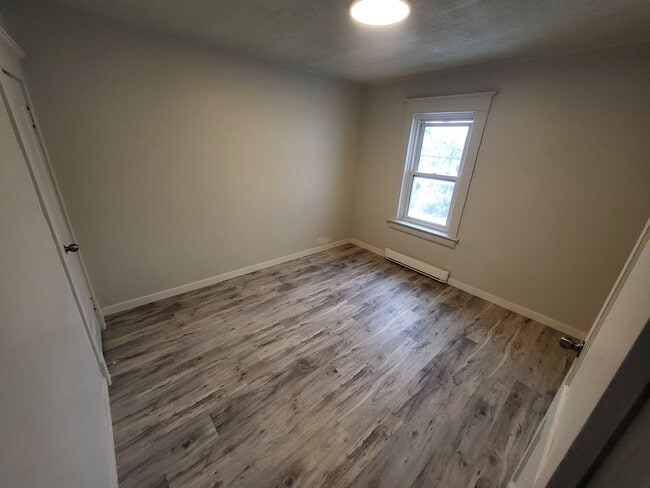Building Photo - 256 Inkster Blvd