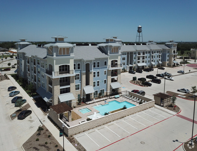 Lakefront Apartments Little Elm Tx