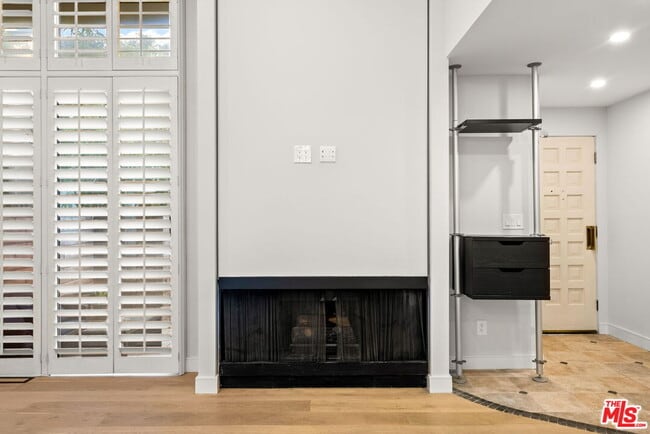 Building Photo - 4771 La Villa Marina