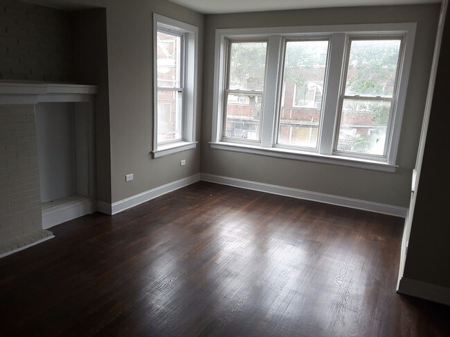 Foto del edificio - 1520 E 69th St