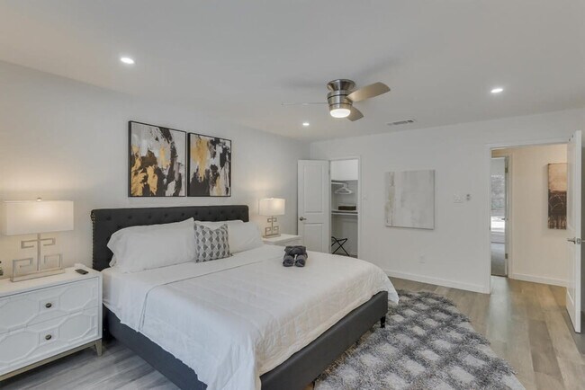 Foto del edificio - 4224 Shady Bend Dr