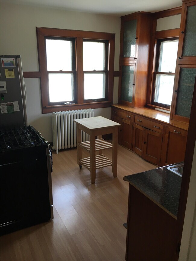 Kitchen - 6828 W Wisconsin Ave