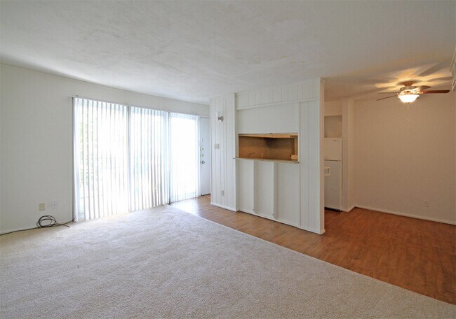 Foto del edificio - 1000 Heights Blvd