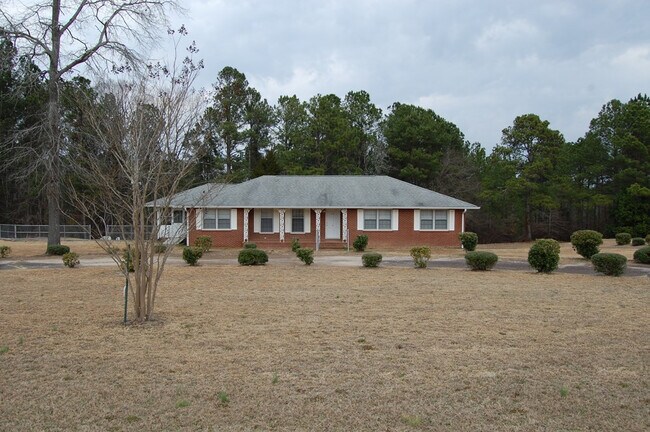 Foto del edificio - 123 Reedy Fork Rd