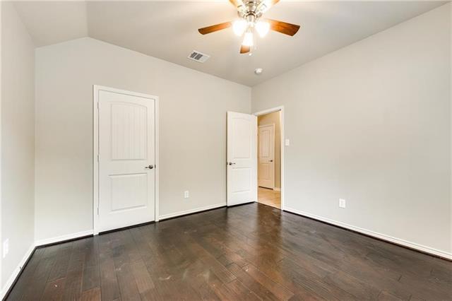 Building Photo - 10213 Canyon Lk