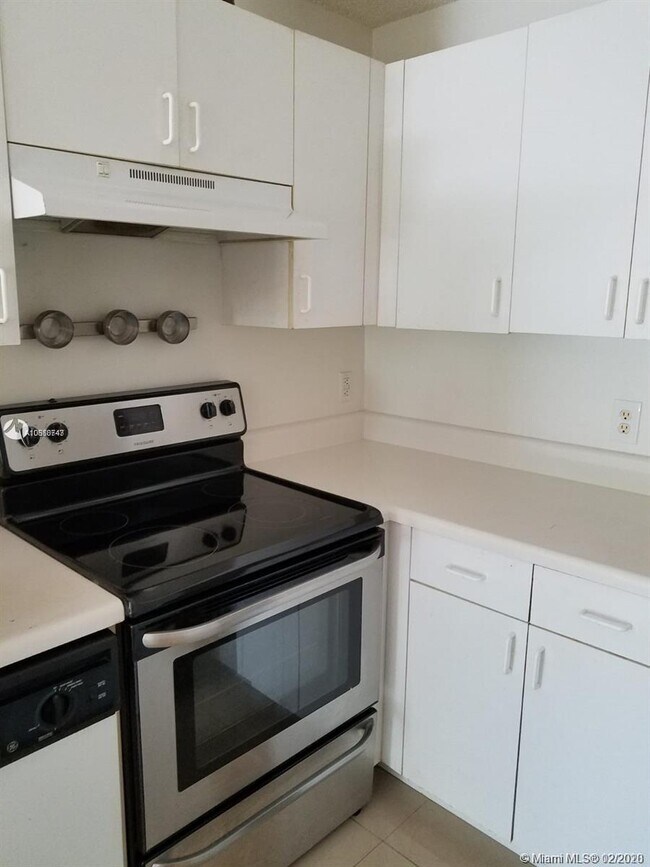 Foto del edificio - 6960 SW 39th St