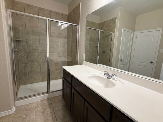 Foto del edificio - 2422 Concord Ter