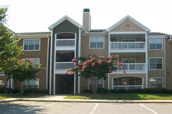 Building Photo - The Legends