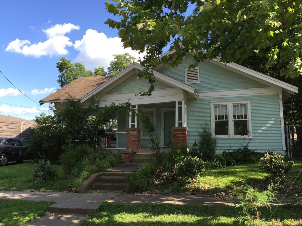 Primary Photo - 1303 Greenville St