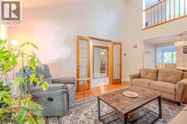 Building Photo - 14 Windstar Pl