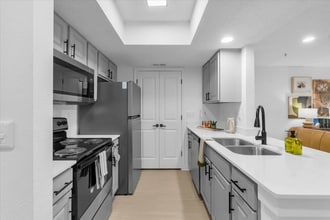 Building Photo - The Monte