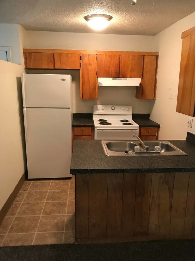 Foto del edificio - zzBethany Park Plaza