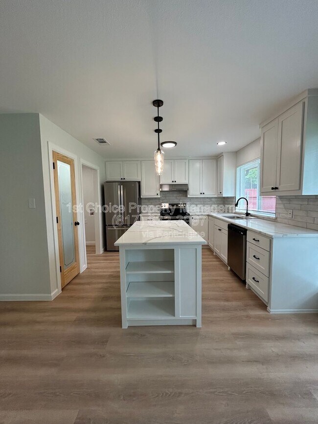 Foto del edificio - 9904 Ivy Leaf Ln