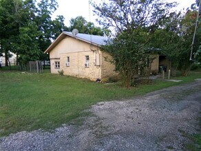 Building Photo - 15251 W State Hwy 29