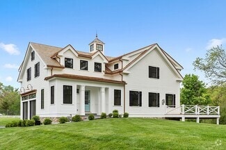 Building Photo - 24 McCallar Ln