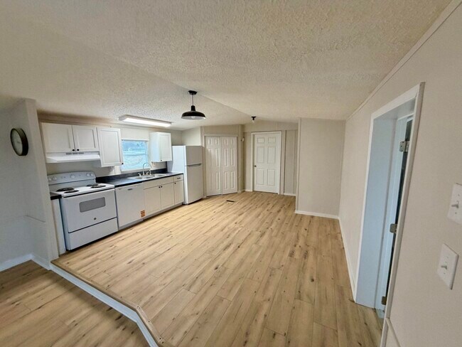 Foto del edificio - 489 Cumberland Dr