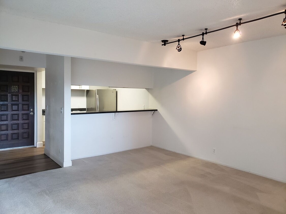 Primary Photo - 2 Bedroom Condo in Bennett Valley