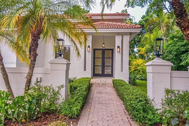 Foto del edificio - 5740 SW 67th Ave