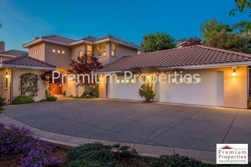 Primary Photo - 141 Brodia Way