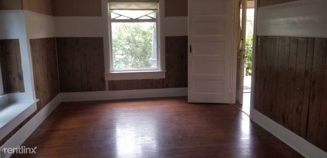 Foto del edificio - 3 br, 2 bath House - 1502 Bank Street