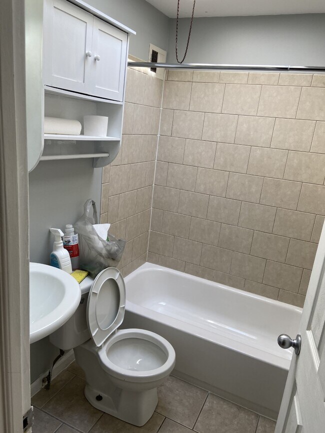 Foto del edificio - 3724 Richmond St