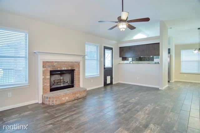 Building Photo - 3 br, 2 bath House - 625 Main Street