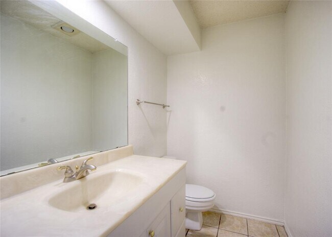 Building Photo - 3635 Garden Brook Dr
