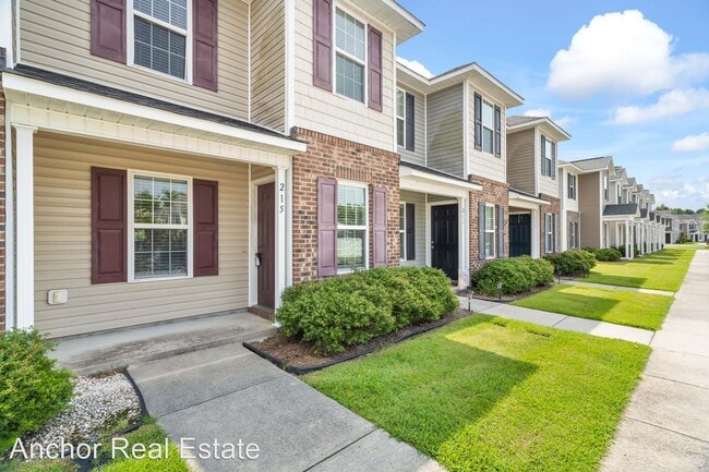 Foto del edificio - 2 br, 2.5 bath House - 215 Glen Cannon Drive