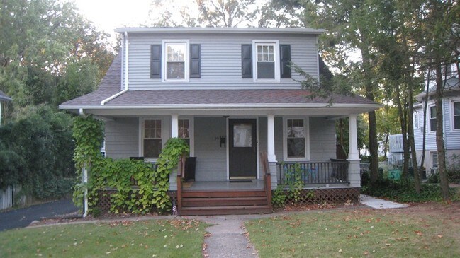 Building Photo - 39 REA Ave
