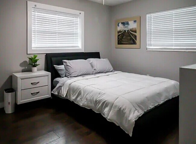 Foto del edificio - 3312 36th Ave W