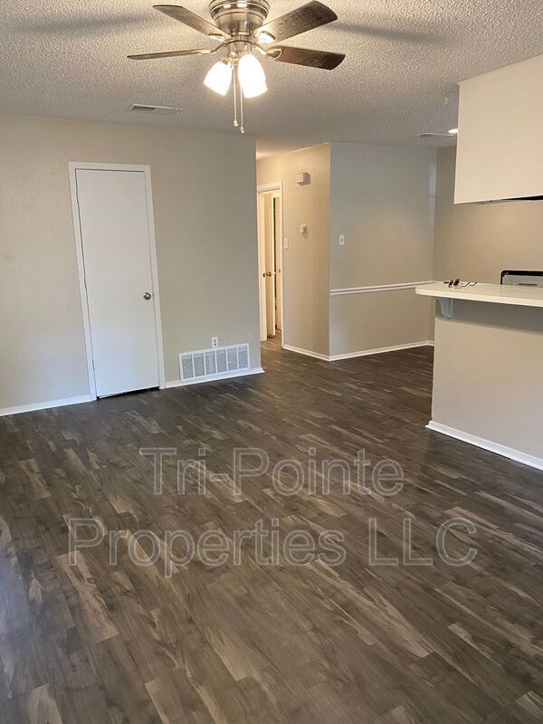 Building Photo - 6040 Calloway Ct