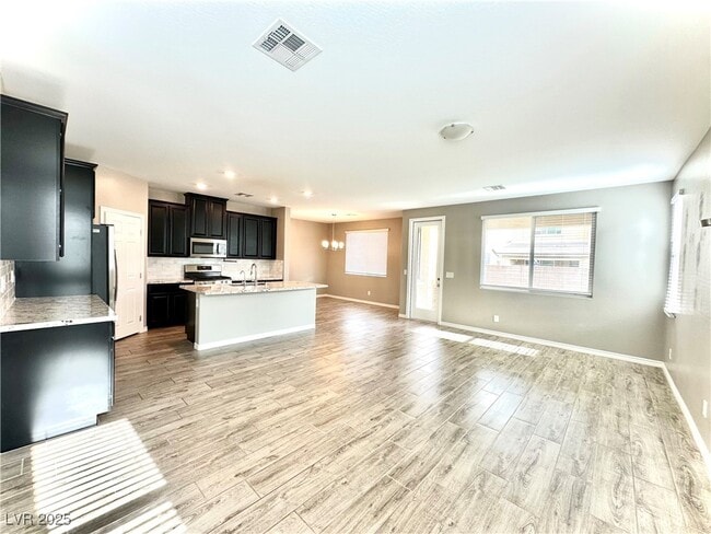 Foto del edificio - 6948 Judith River St