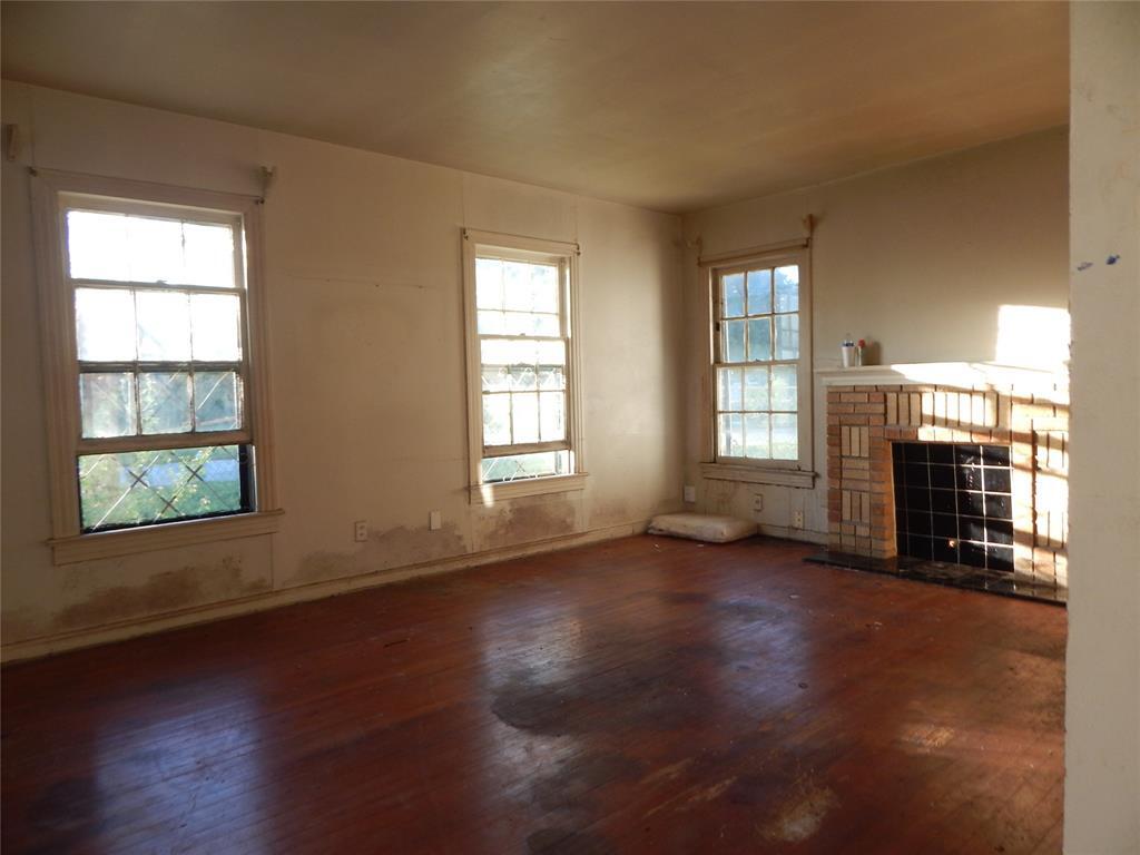 Primary Photo - 3205 Francis St