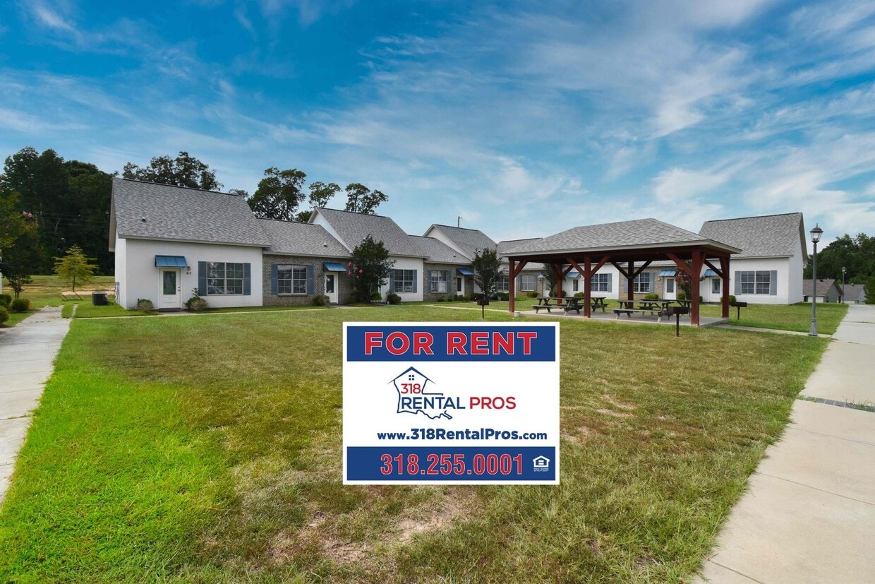 Primary Photo - Pine Grove Apartments